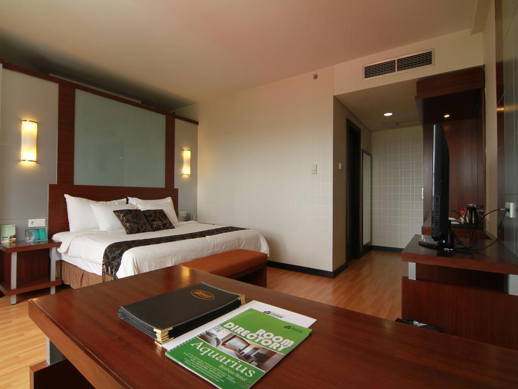 Aquarius Boutique Hotel Palangkaraya Bagian luar foto